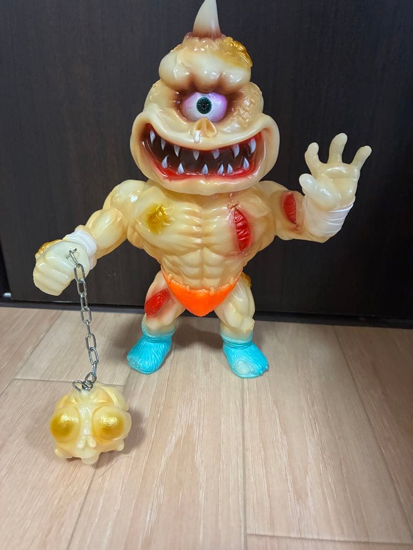 ゴッコ堂　クサイクソプス　蓄光成型