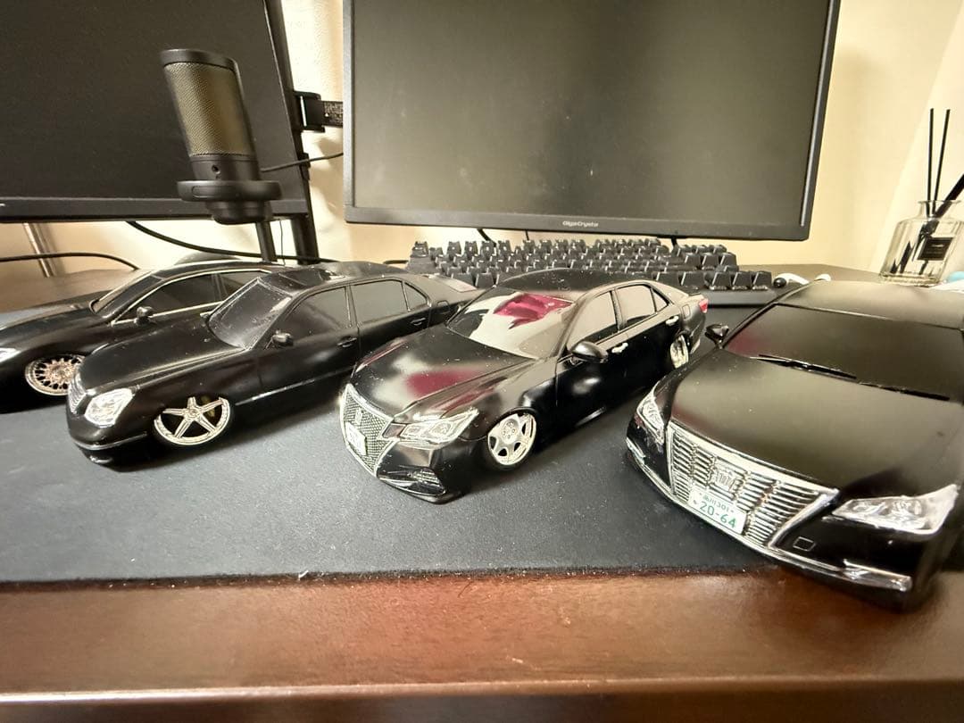 クラウン　セルシオ　プラモデル　塗装済みです！！