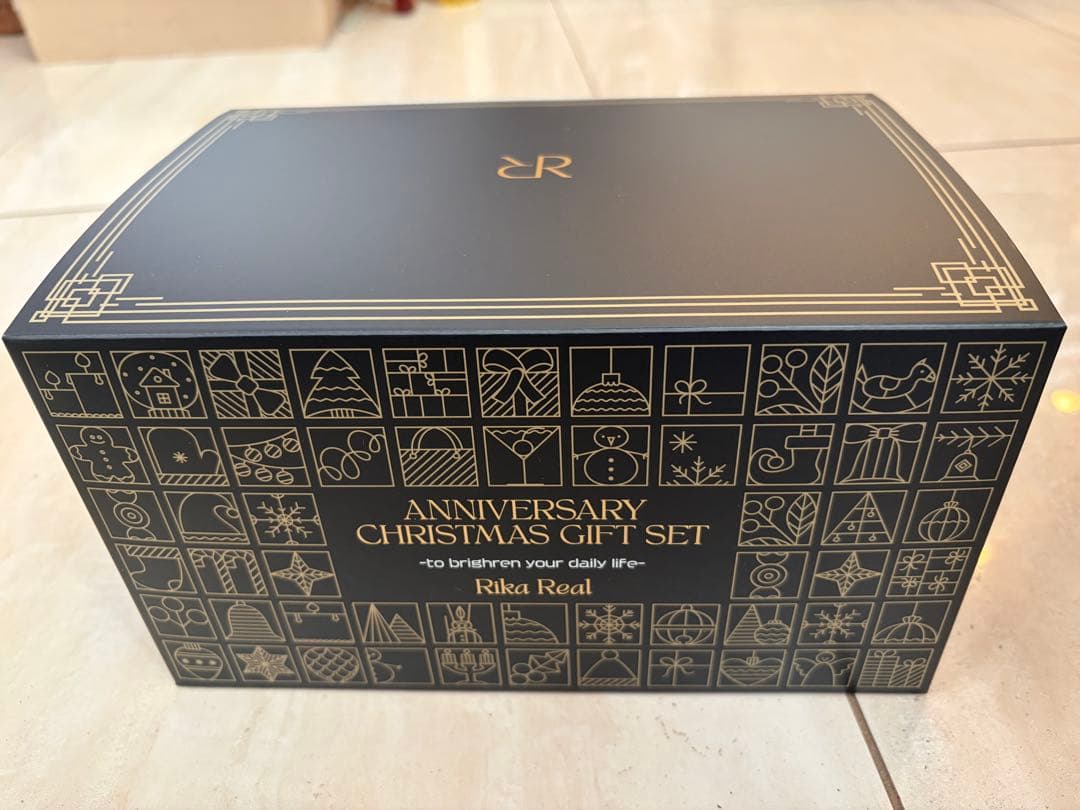 リカリアル 1周年アニバーサリークリスマスコフレ