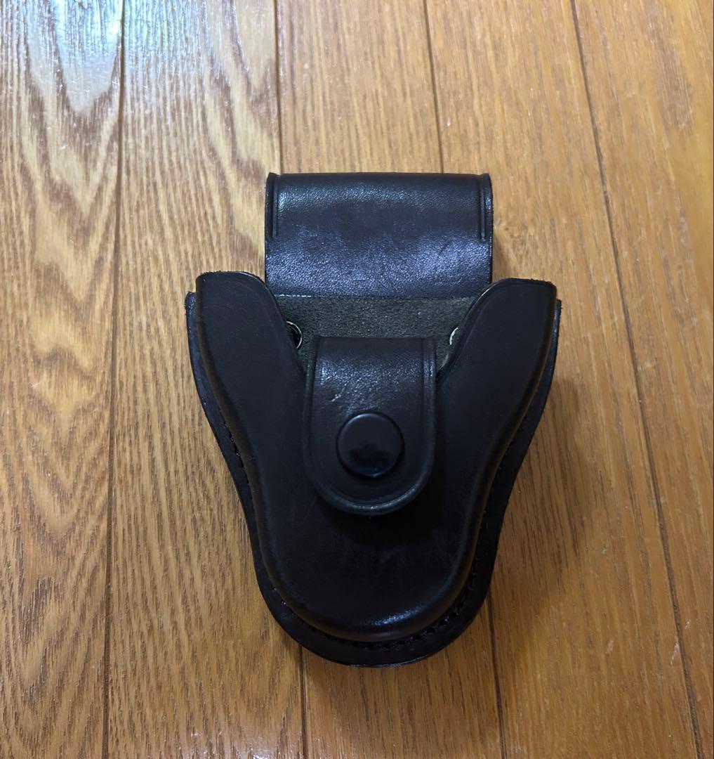 警視庁型　手錠　ホルダー　ホルスター