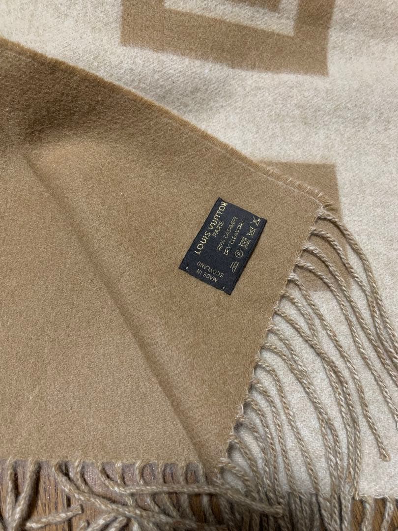 にょん　未使用級 ルイ ヴィトン エシャルプ バローダ カシミヤ100%