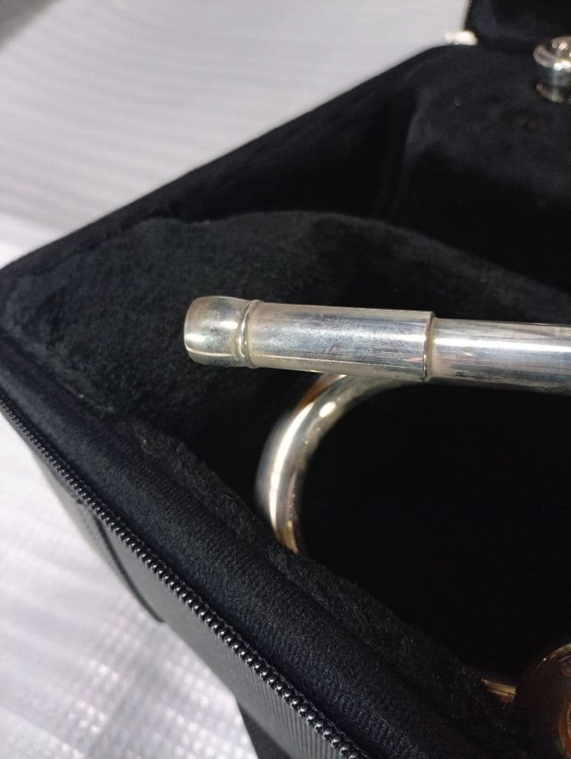 YAMAHA YTR4335G トランペット 本体　純正ケース付き