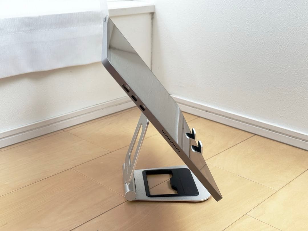 イ*タ様 innocn製 モバイルモニター 15.6インチ フルHD 有機EL