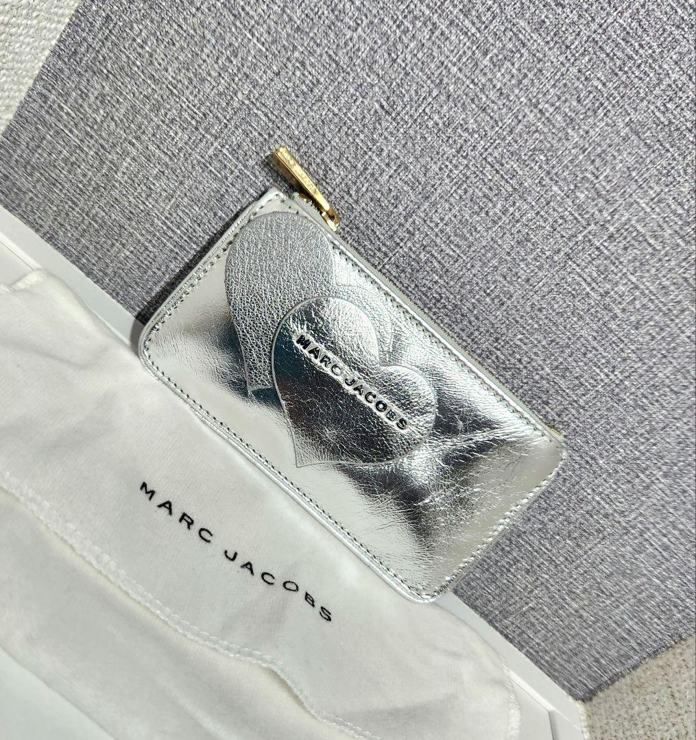 レア 新品 MARC JACOBS ケース キーリング付きポーチ シルバー