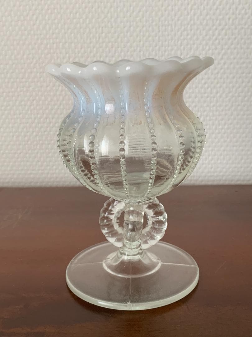 ✨SALE✨オールドフェントン花瓶　薊　オパールセントガラス　置物　アンティーク