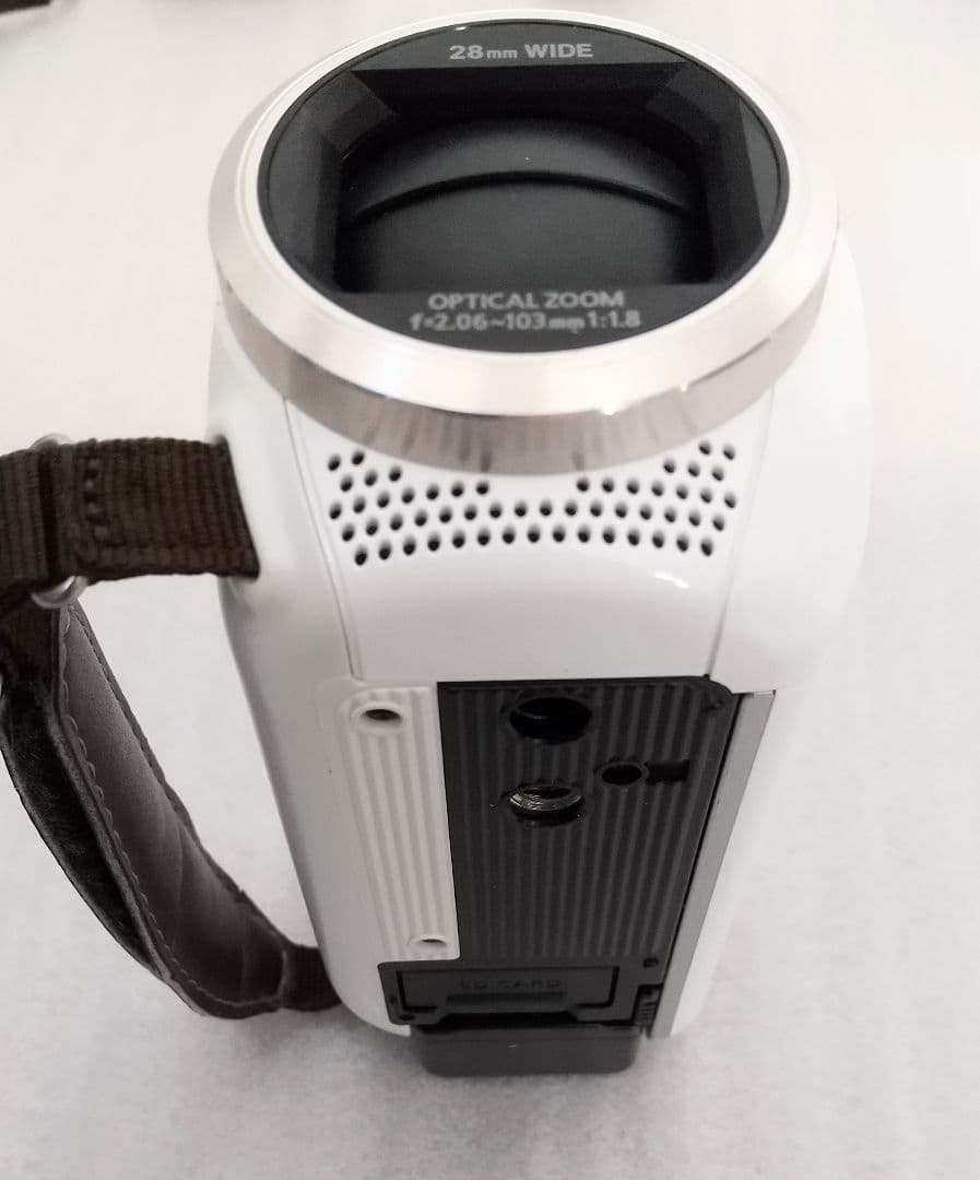 【美品・付属品完備】パナソニック ビデオカメラ HC-V520M