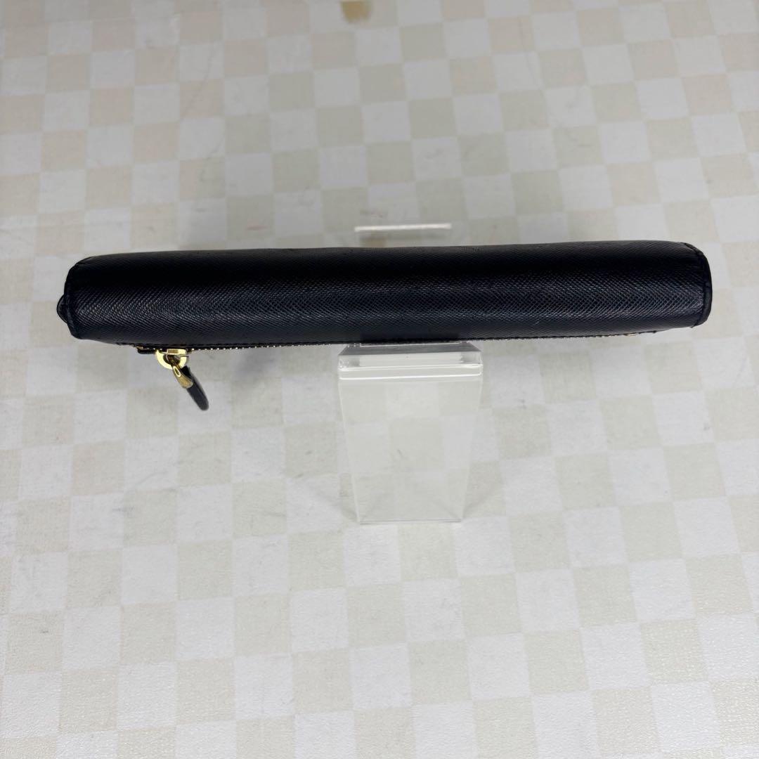 極美品　PRADA プラダ　長財布　二つ折り　M08