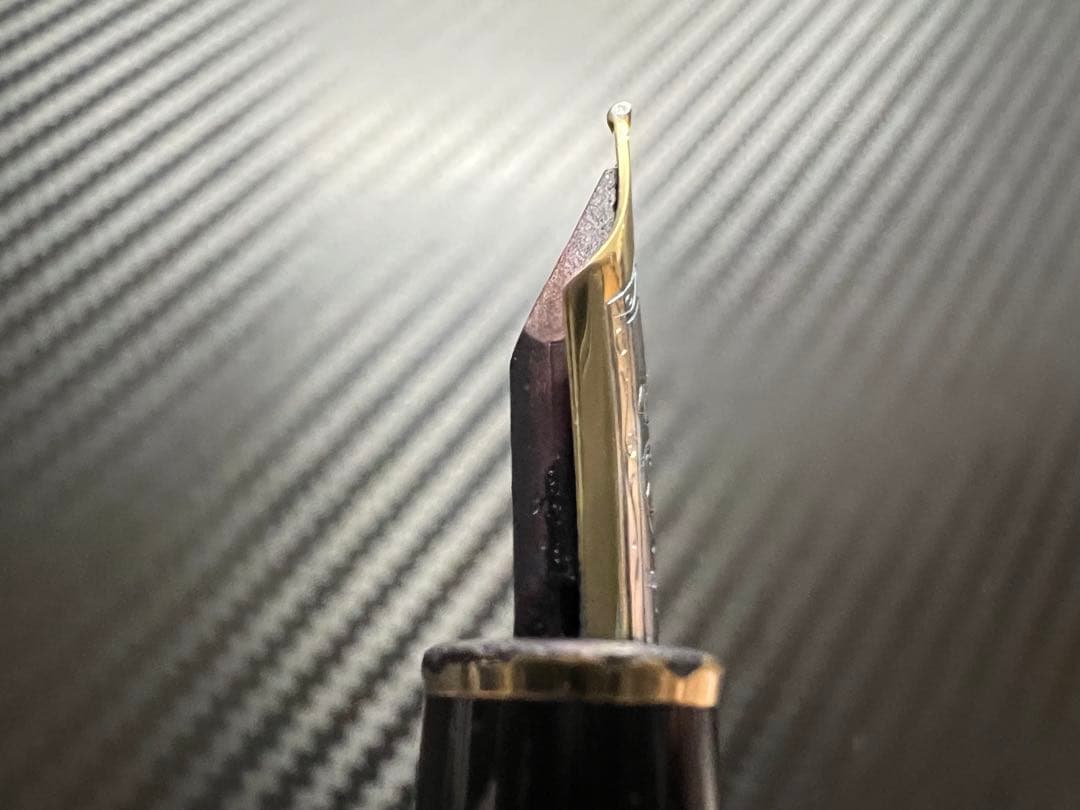 モンブラン マイスターシュテュック 144 万年筆 F 細字 ブラック 中白