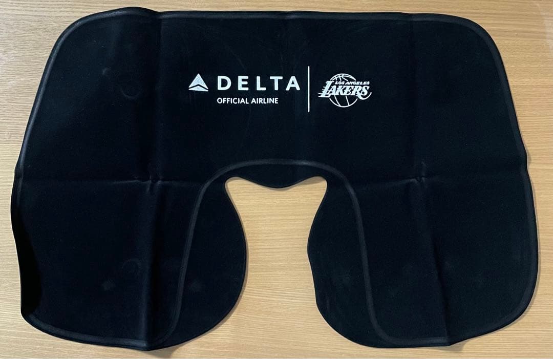 未使用 ロサンゼルス レイカーズ ノベルティ 現地 試合観戦 デルタ航空 コラボ