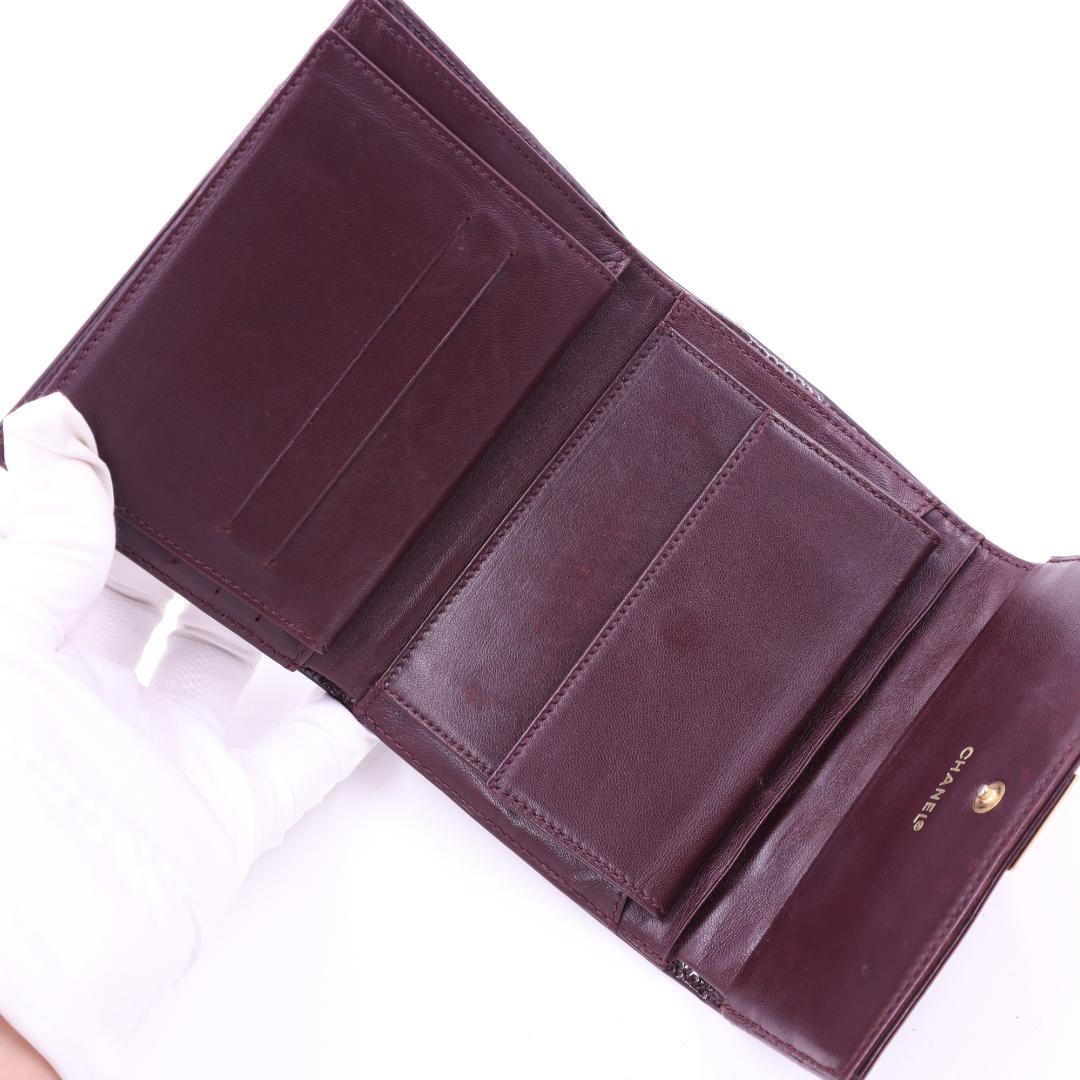 CHANEL シャネル 三つ折り財布 チョコバー エナメル 箱付