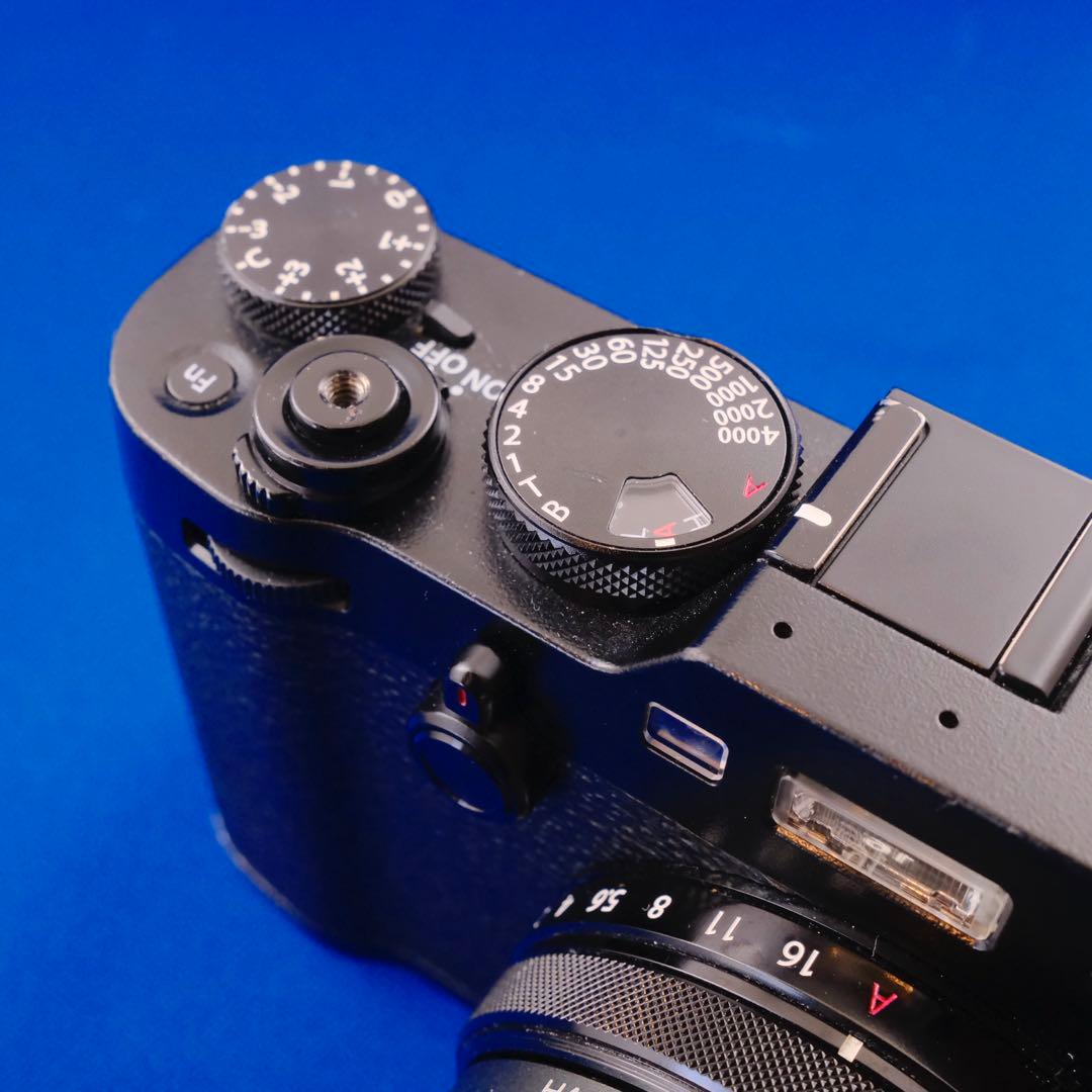 FUJIFILM X100F フィルムカメラ ブラック