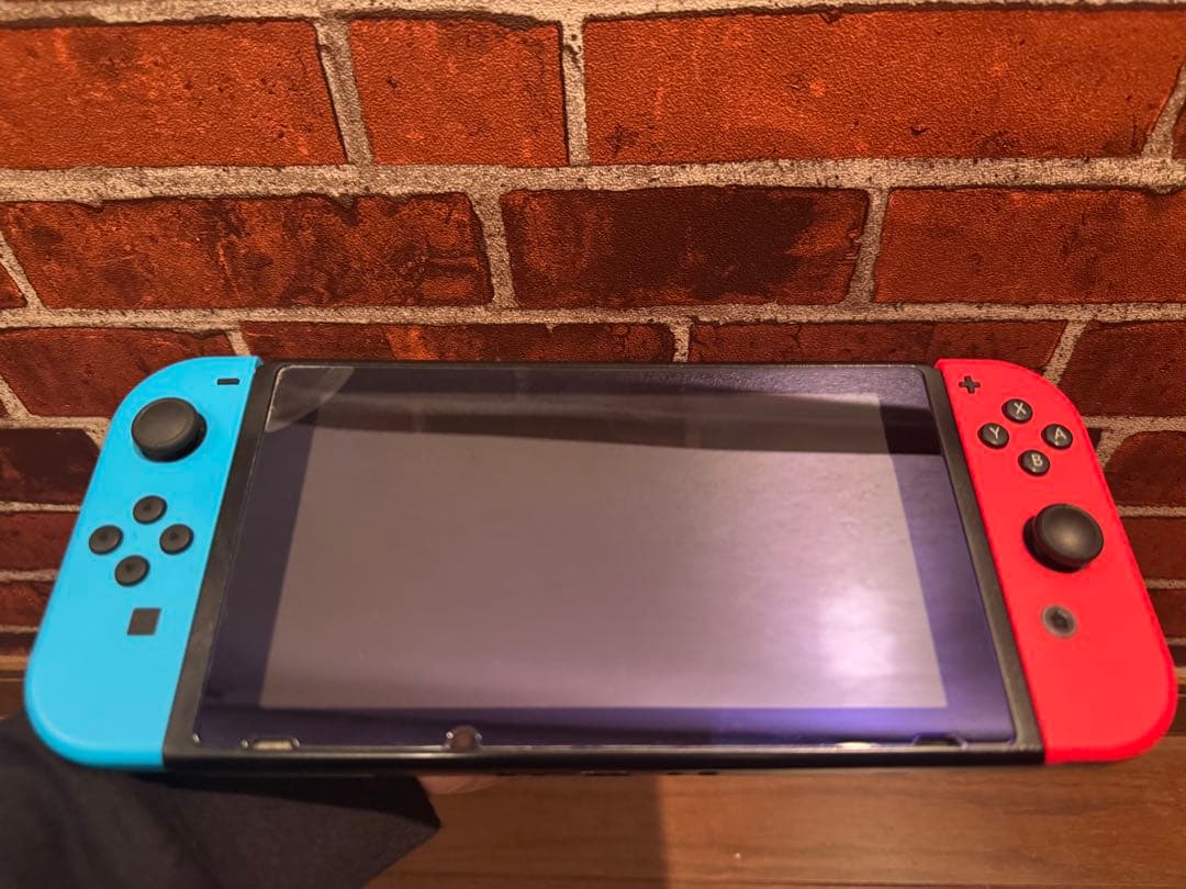 Nintendo Switch本体 + Joy-Con（青/赤）セット 正規品
