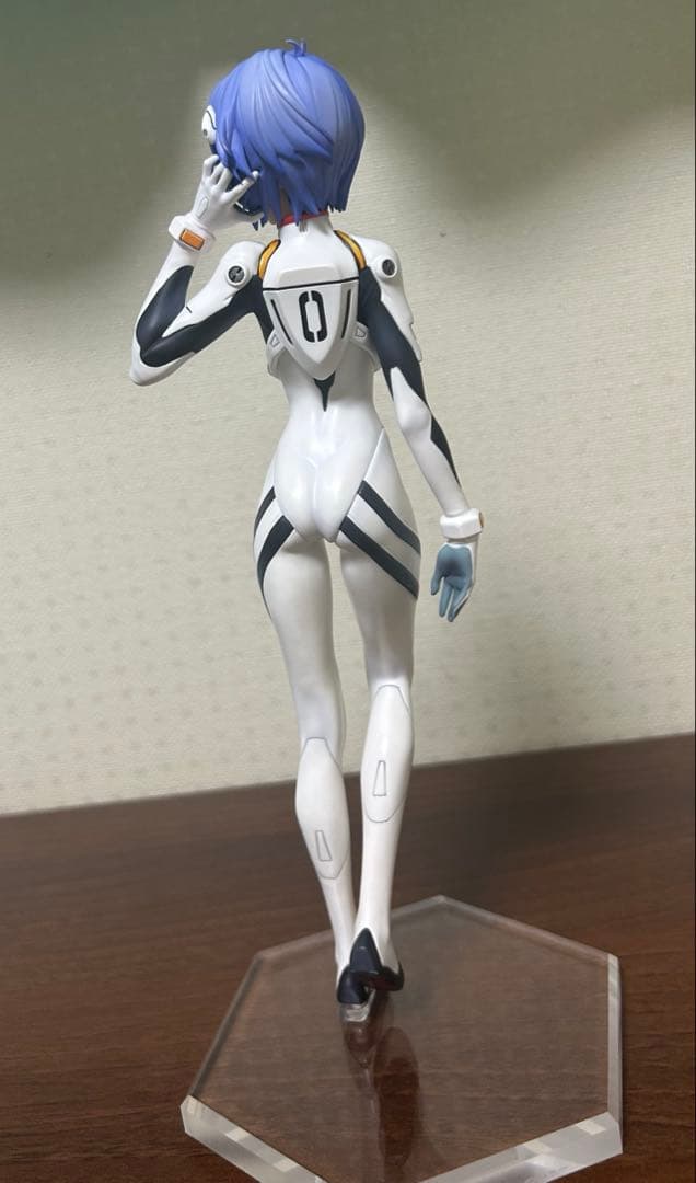 愛蔵版】新世紀エヴァンゲリオン」 綾波レイ 1/7 ［KADOKAWA]