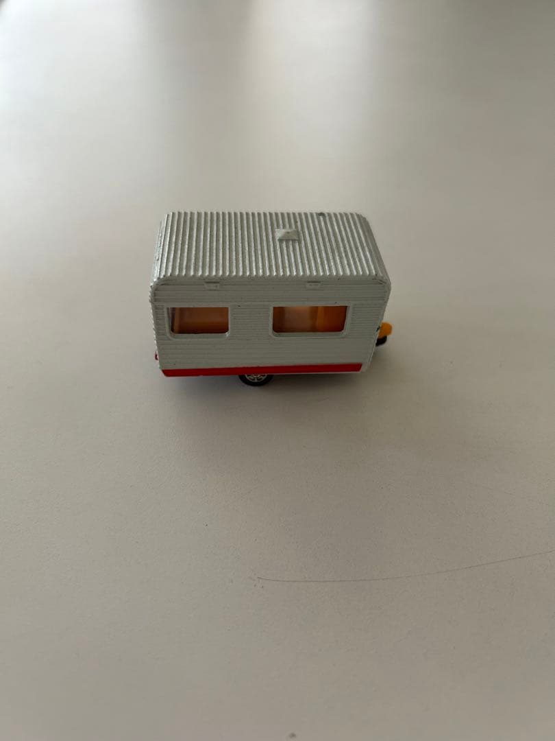 111. トミカ　62-1 ブルーバード　USSS-E 65-1 フランスヘッド