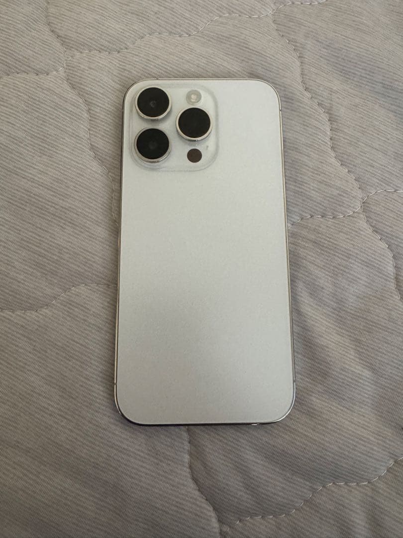 (ジャンク品)iPhone 14 proシルバー 本体