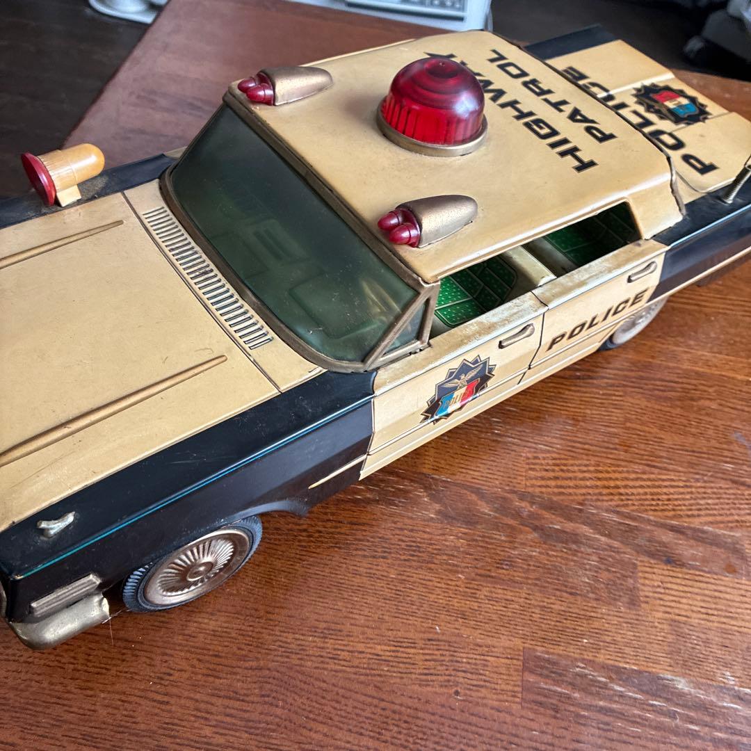 ハイウェイパトロールカー 金属製　（野村）