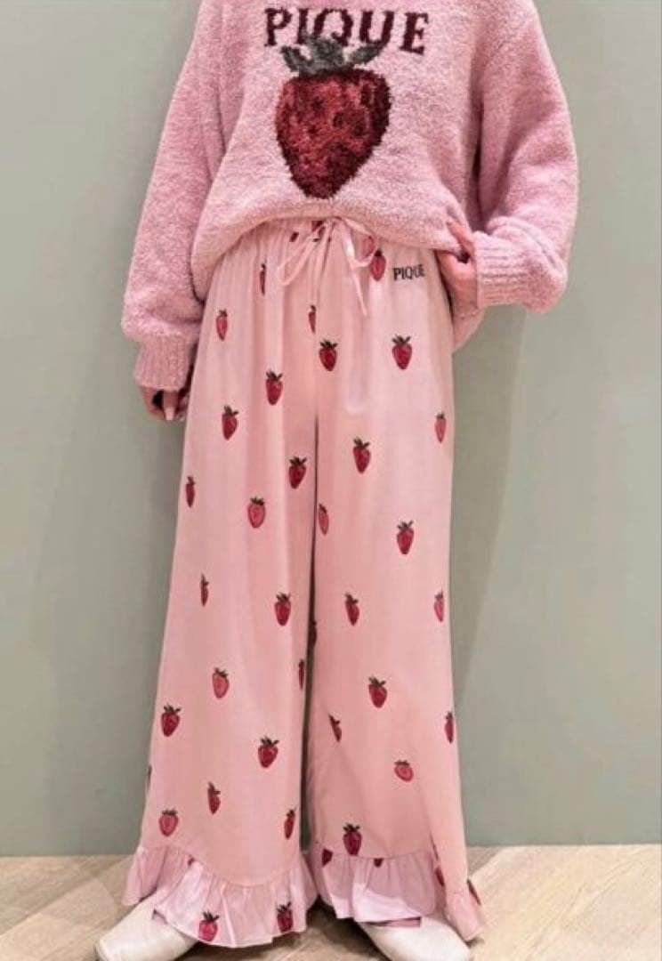 【新品】ジェラートピケ　ストロベリージャガードプルオーバー&ツイルロングパンツ