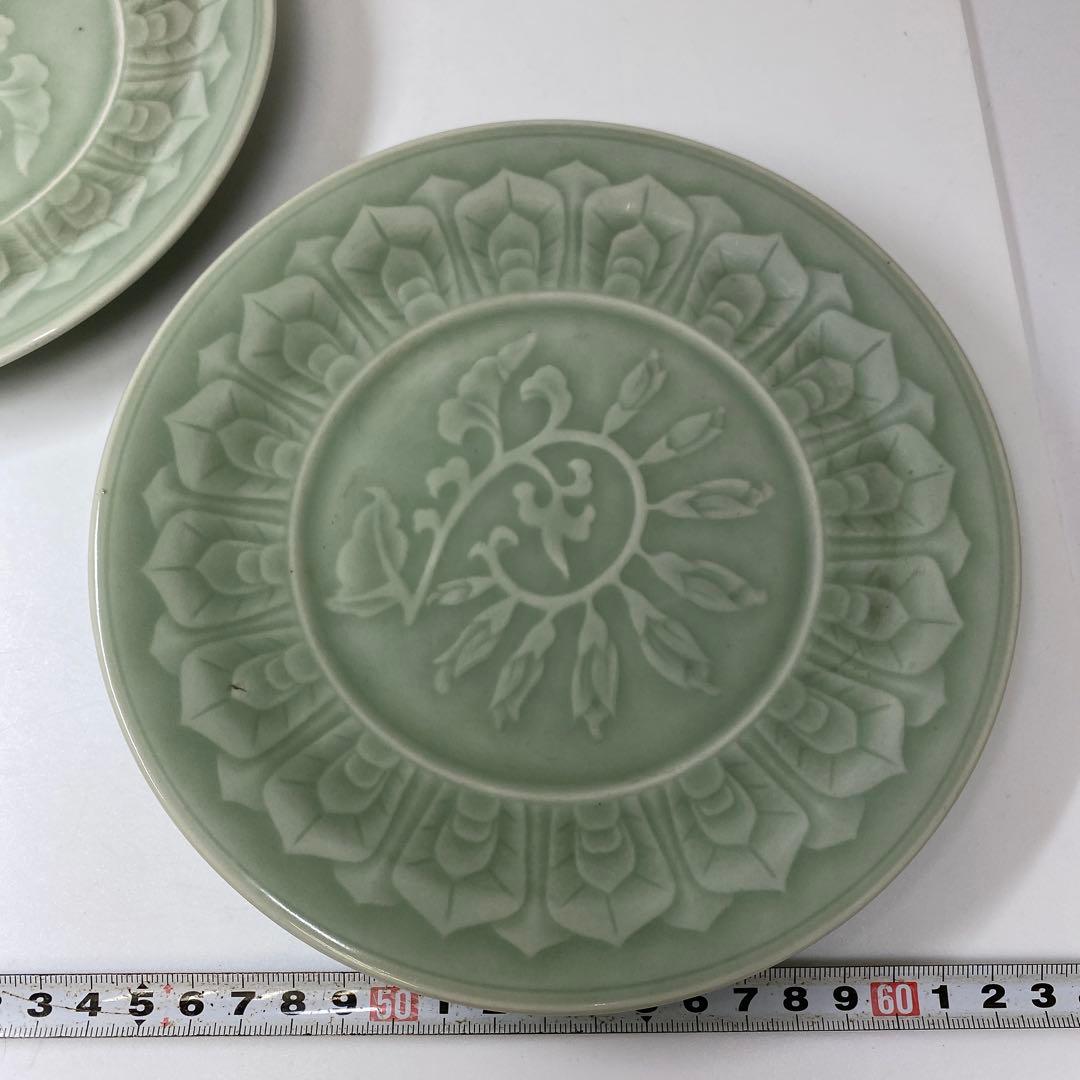 江戸後期　三田青磁　中皿2枚　直径19.3㎝ 東さ7-0202①