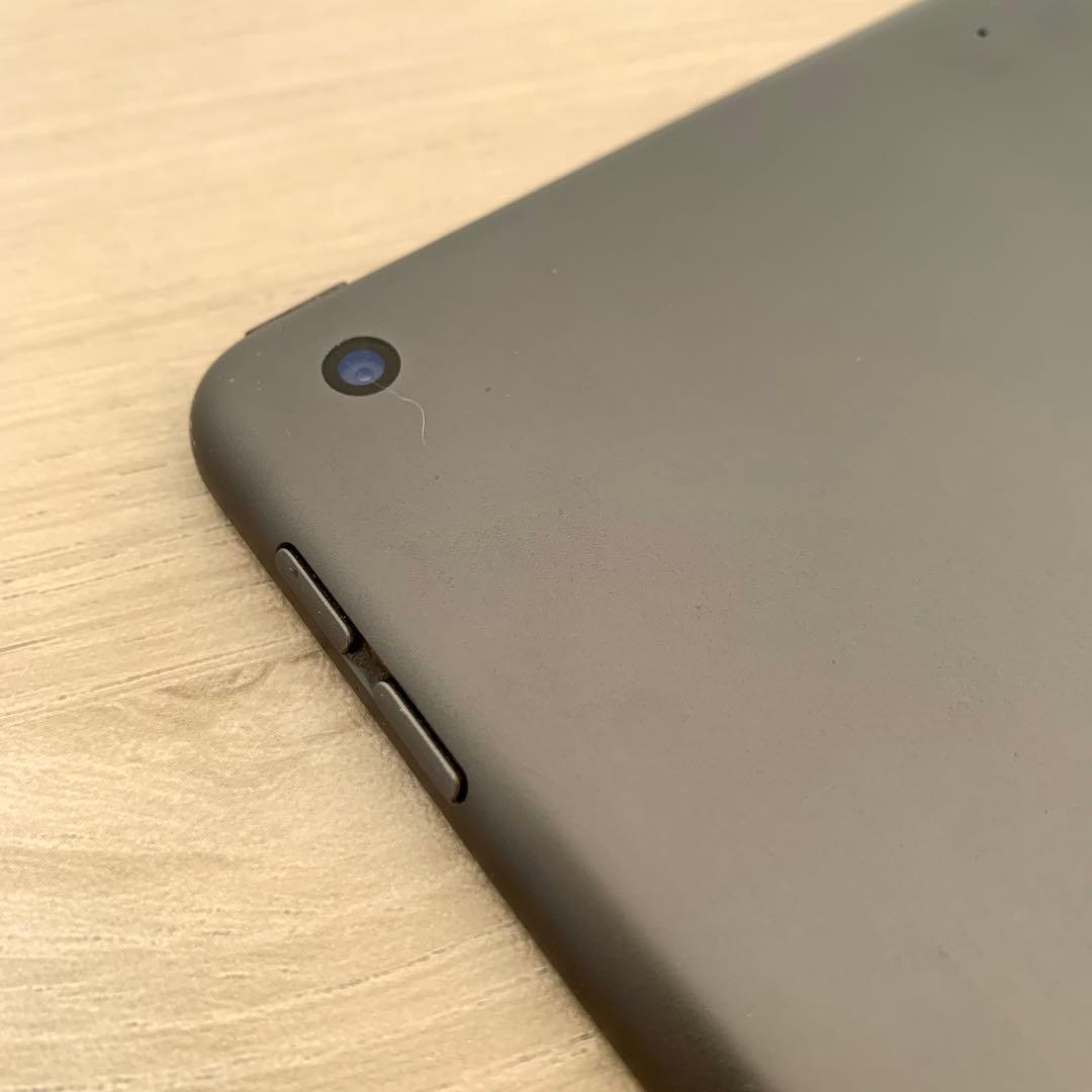 【第7世代】iPad本体スペースグレー