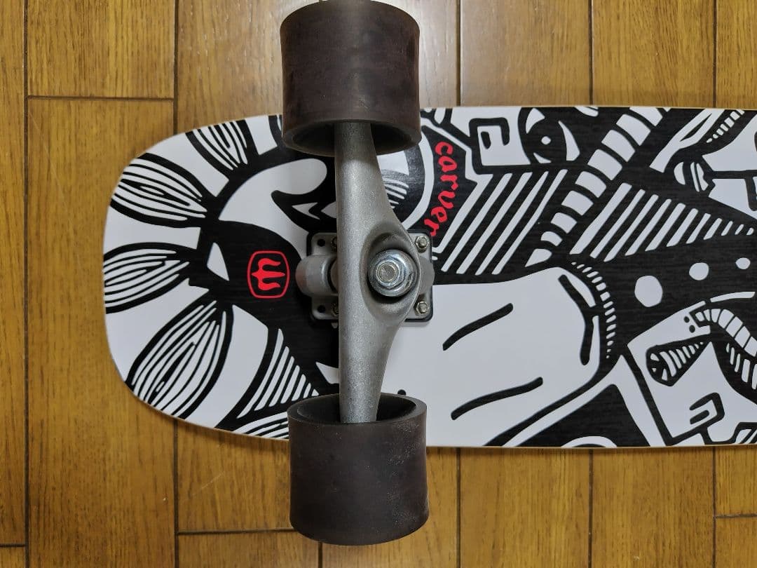 カーヴァー Yago Dour スケートボード