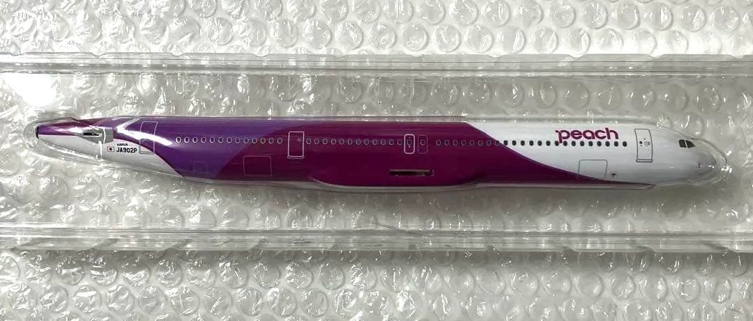 【新品】ピーチ エアバスA321LR モデルプレーン 1/200【匿名】