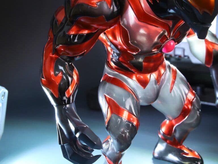 Momoco Studio ウルトラマンベリアル クリアーブラック ソフビ