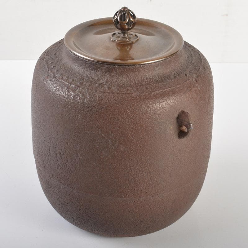 茶道具　釜師　畠春斎作　累座繰口棗形釜　共箱　M　R6577B