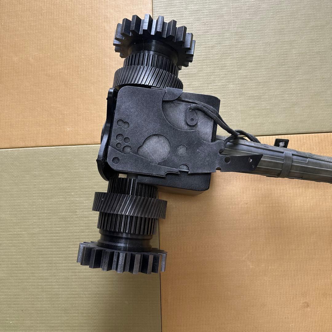 バイオハザード:カール・ハイゼンベルク:槌