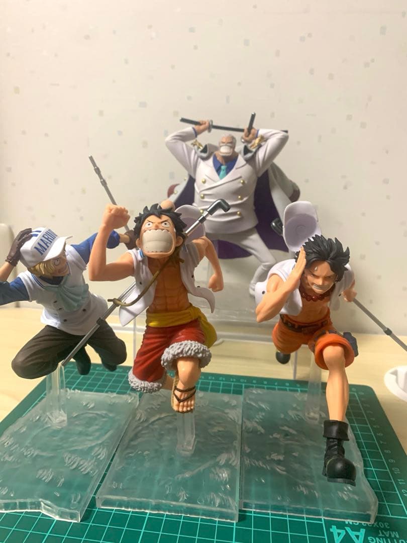 【お得‼️】ワンピース　フィギュアまとめ売り 15点