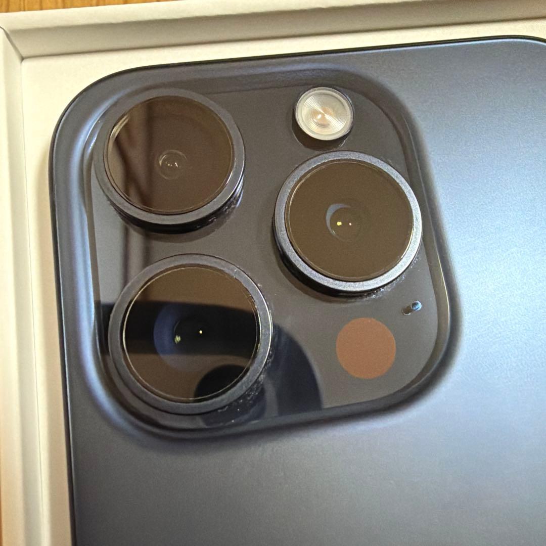 iPhone 15 Pro 256GB 本体 SIMフリー ブルーチタニウム