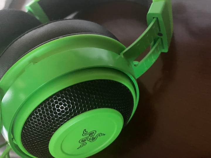 ヘッドホン Razer KRAKEN-GREEN