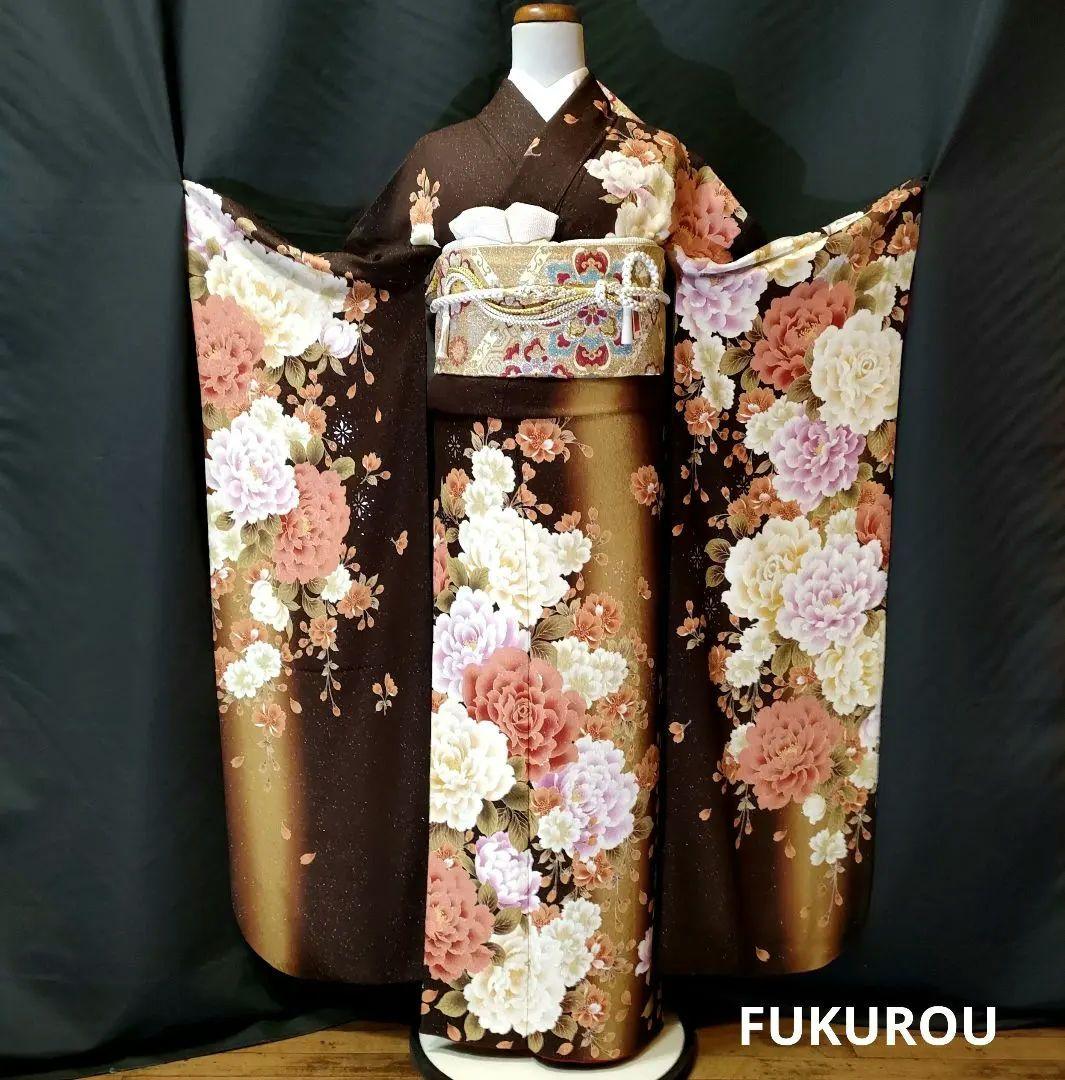 【ご購入者様お手続き中】本振袖　ラメ　薔薇　ブラウン系　美品
