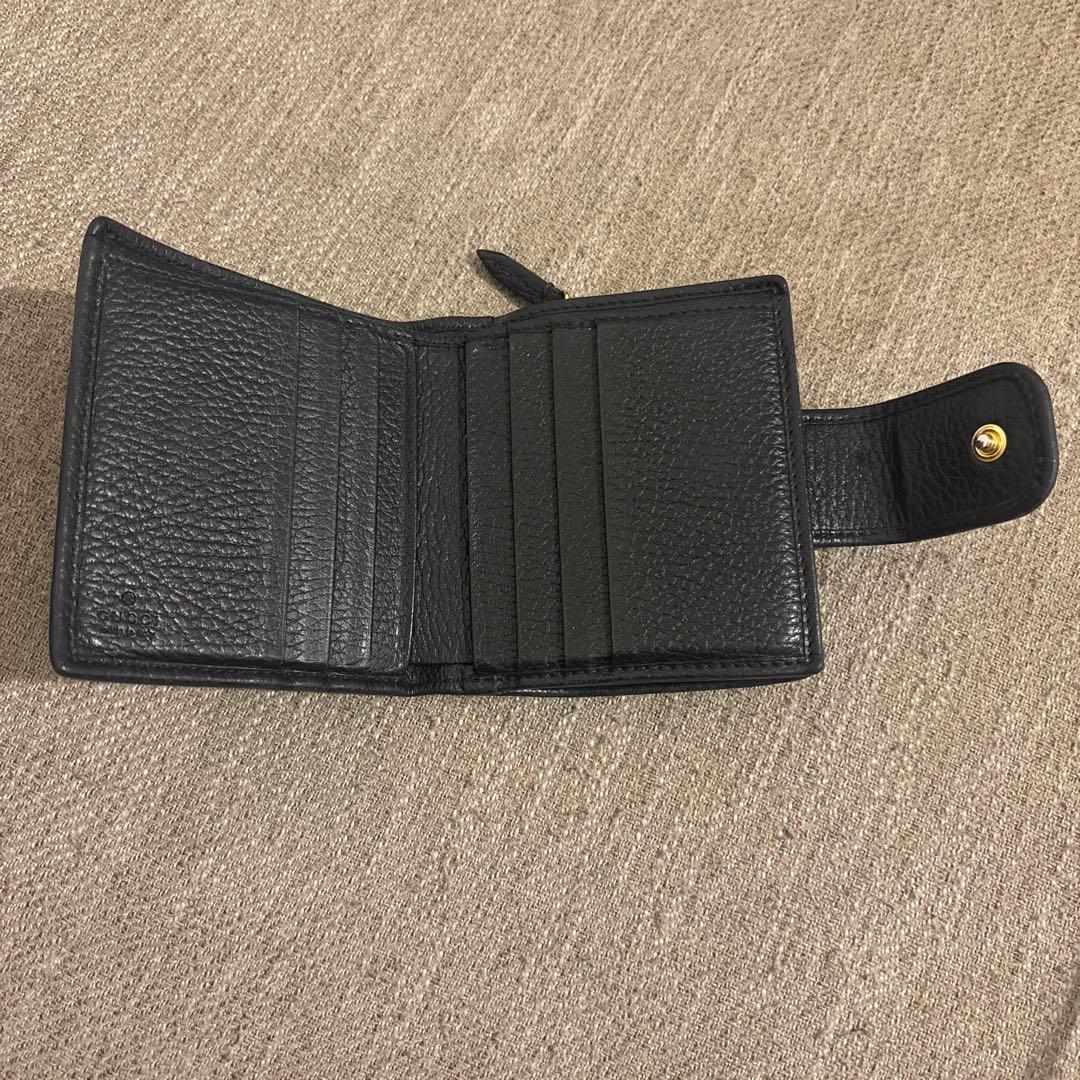 GGロゴ ブラック 二つ折り財布　GUCCI