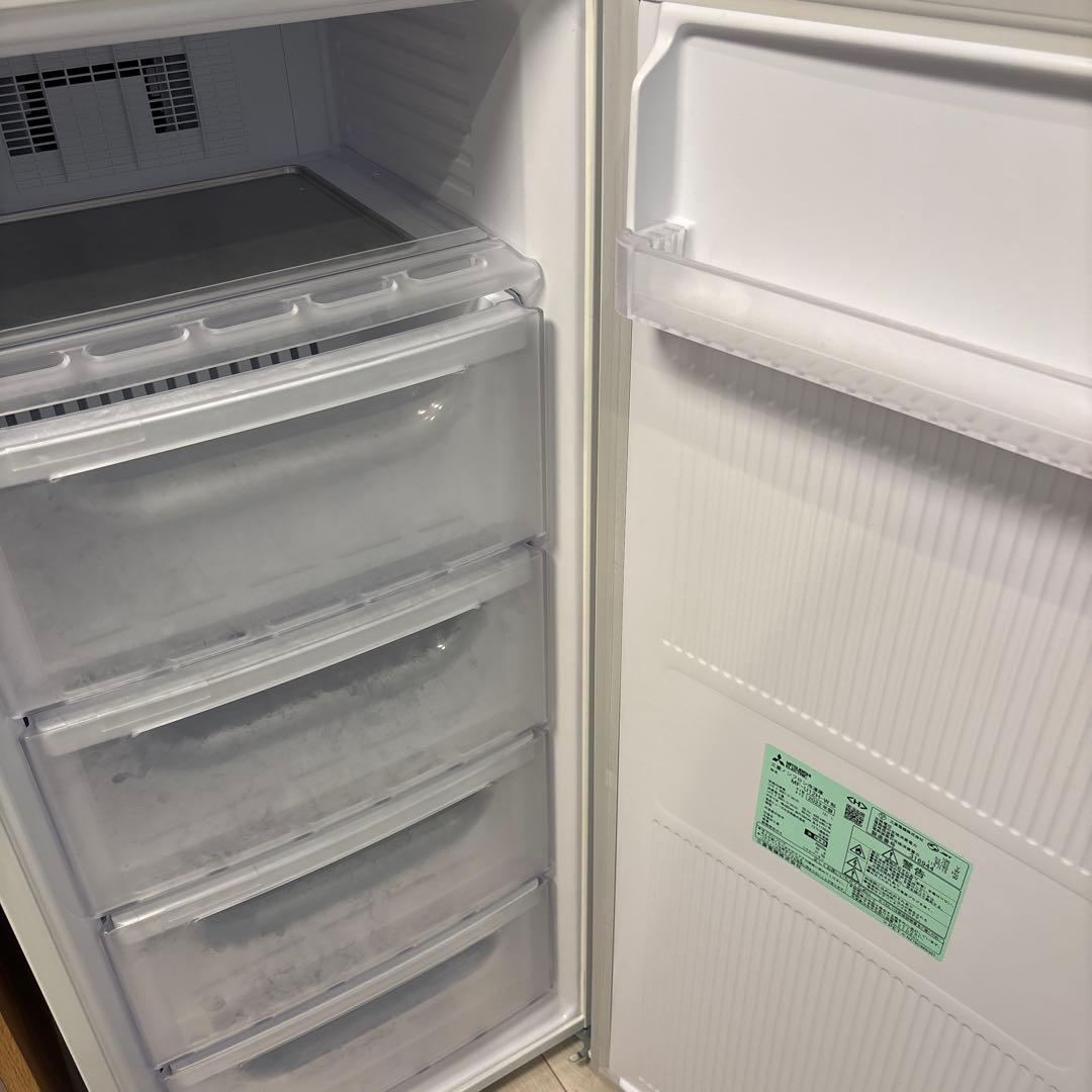 値下げMitsubishi Electric MF-U12H-W冷凍庫 121L