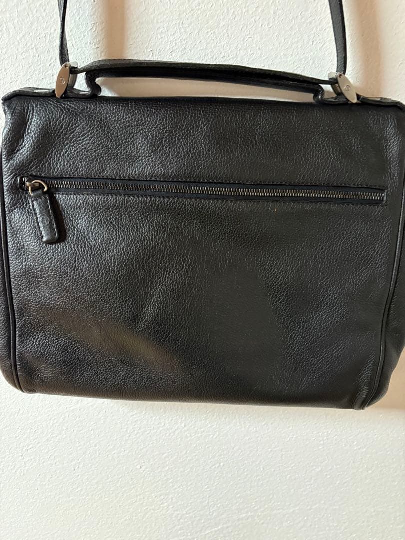 【希少】ジョルジオアルマーニ シビジネスバッグ　ショルダー　オールレザー　２０万