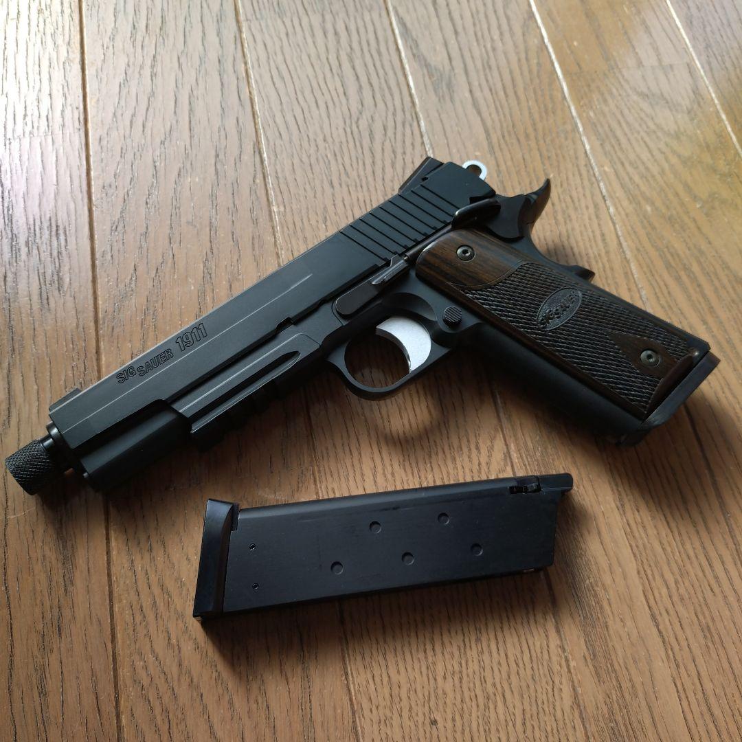 ウエスタンアームズ　SIG1911 ブラックウォーター　アルタモントグリップ