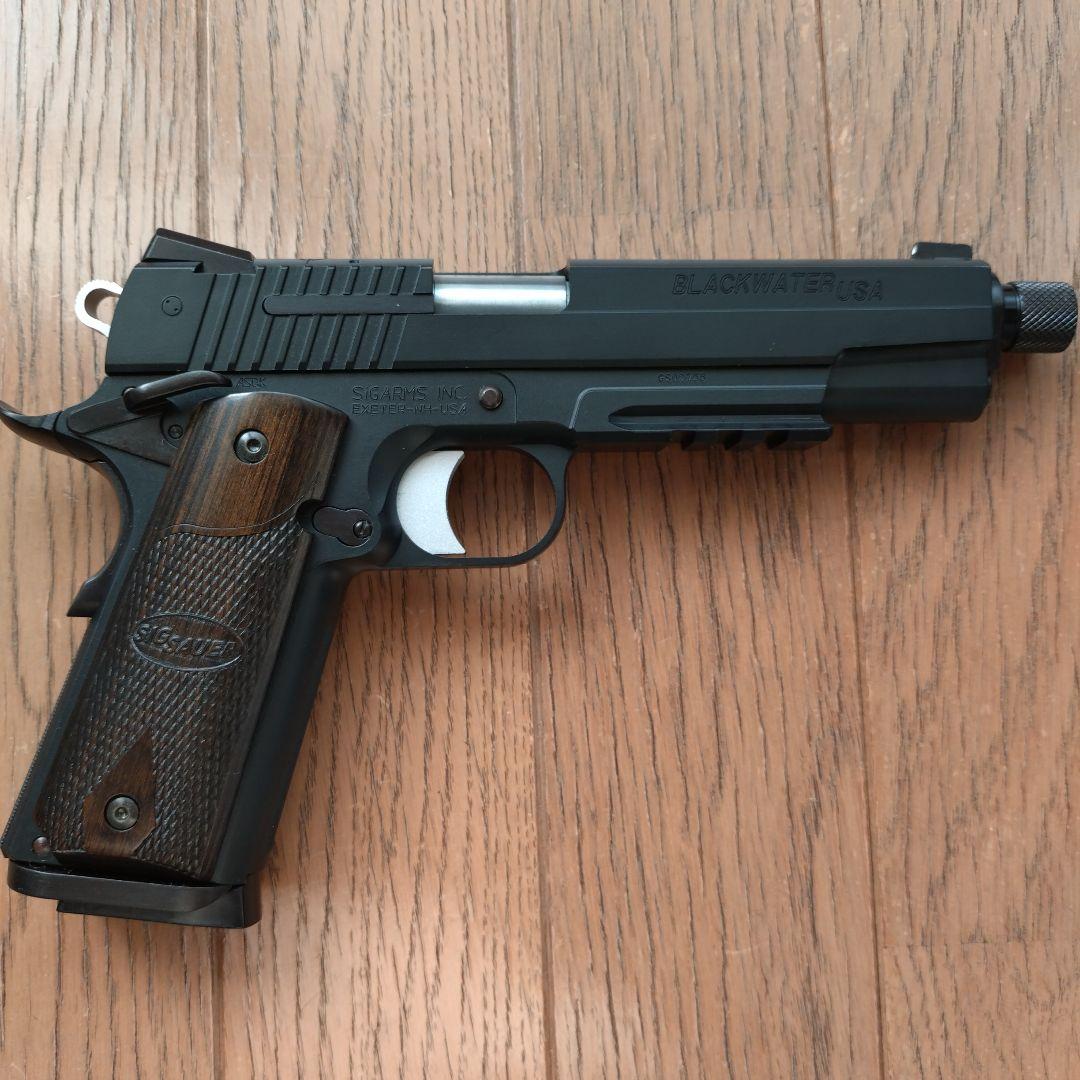 ウエスタンアームズ　SIG1911 ブラックウォーター　アルタモントグリップ