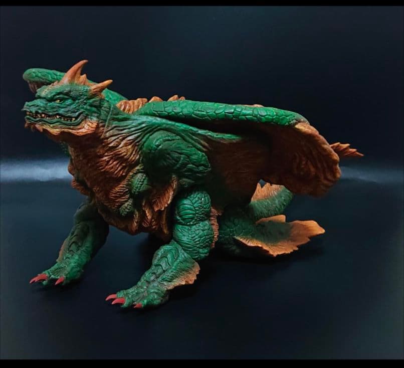 怪獣番外地 ダガーラ フィギュア(塗装剥げあり)