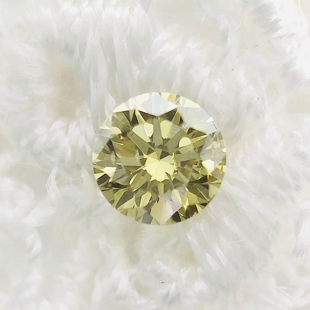 アクセサリー 0.209 Fancy Brownish Green Yellow SI-2