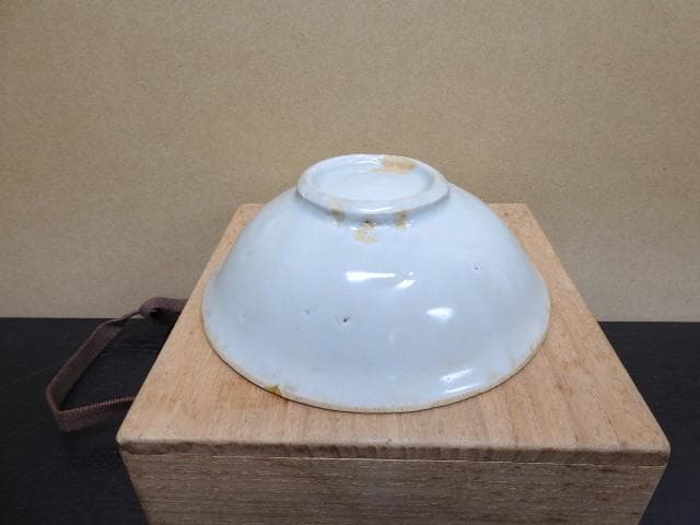 青磁平茶碗　清朝？　保存箱　MA379