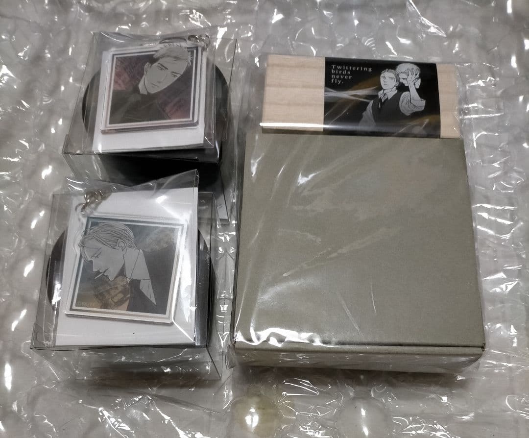 囀る鳥は羽ばたかない お香セット ブレンドティー アクキー 矢代 百目鬼