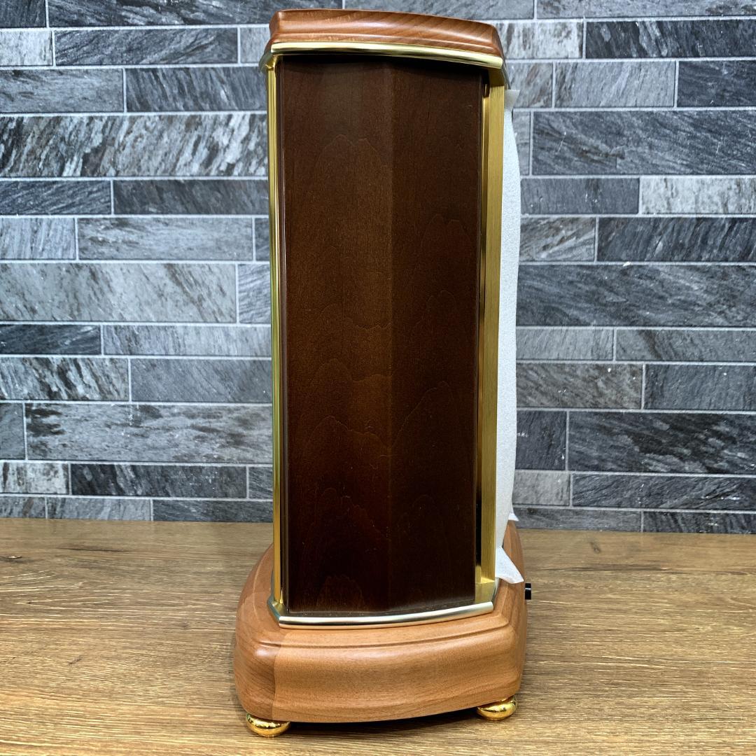 高級時計　SEIKO　セイコー　EMBLEM 　エンブレム　回転飾り電波置き時計