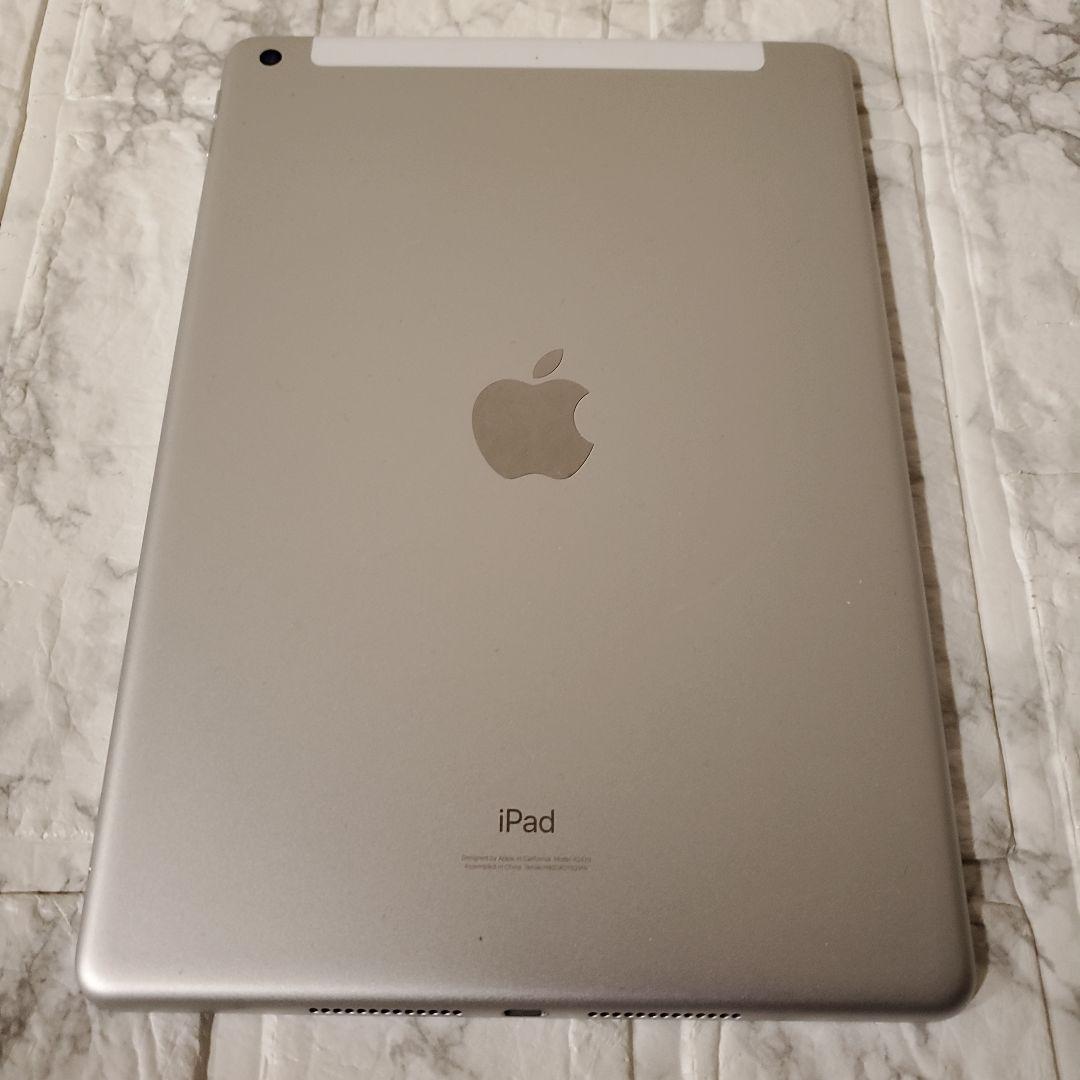 252 iPad 8世代 32GB SIMフリー シルバー
