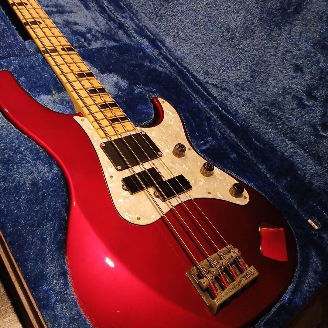 ベース YAMAHA ATTITUDE LTD2 BILLY SHEEHAN MODEL