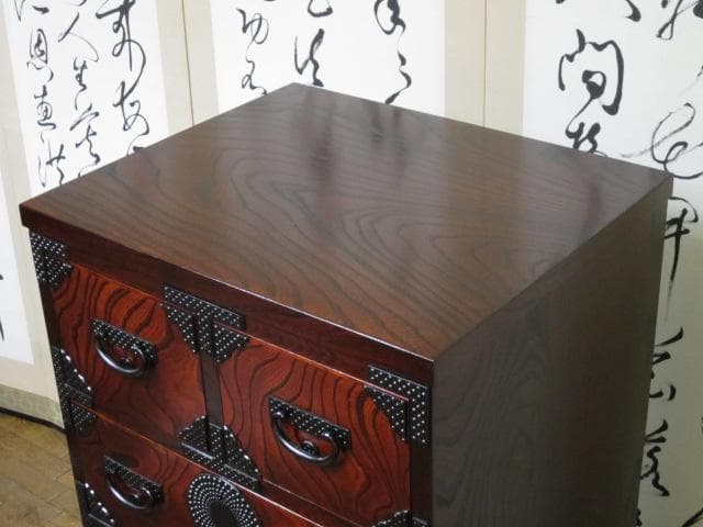 伝統工芸 欅材 拭き漆 南部鉄金具 №999 月雫8号 民芸 岩谷堂箪笥 鍵付き