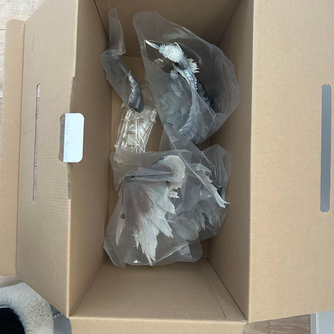 モンハン モンスターハンター イヴェルカーナ フィギュア 一番くじ A賞　開封済