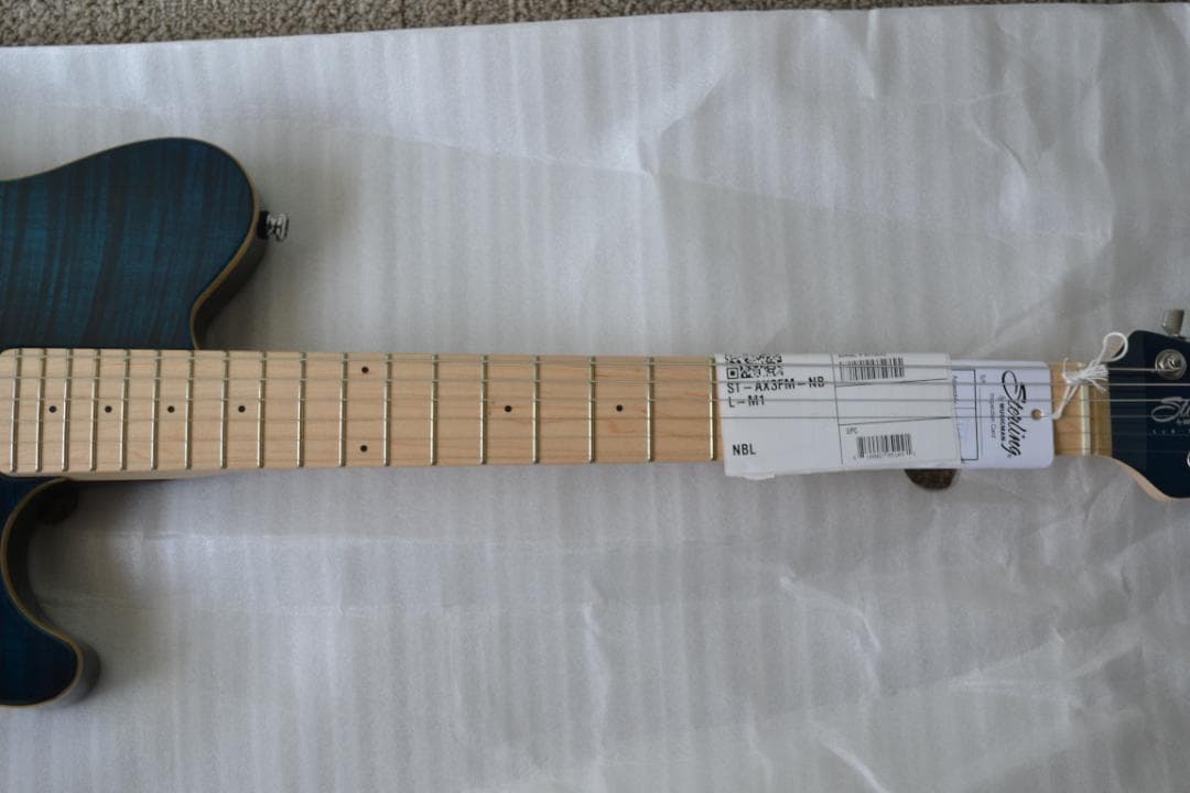 新品STERLING by MusicmanSUB AX3FM-M1 NBL値下