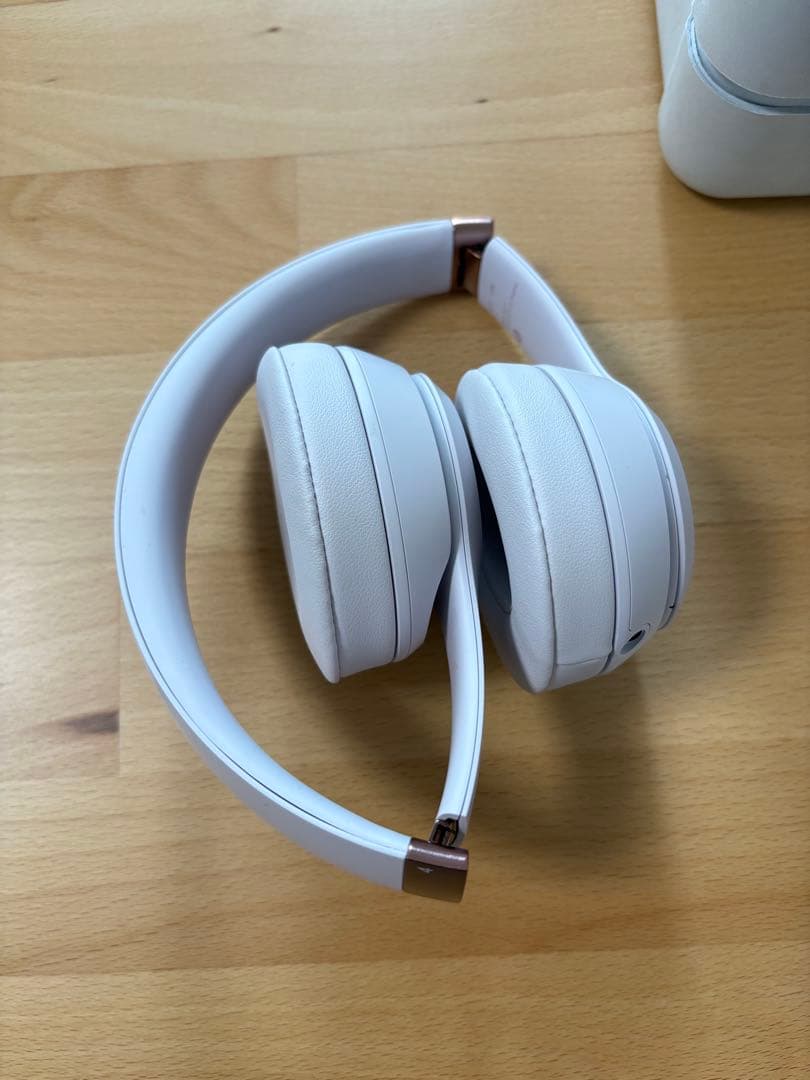 ヘッドホン Beats Solo4 cloud pink