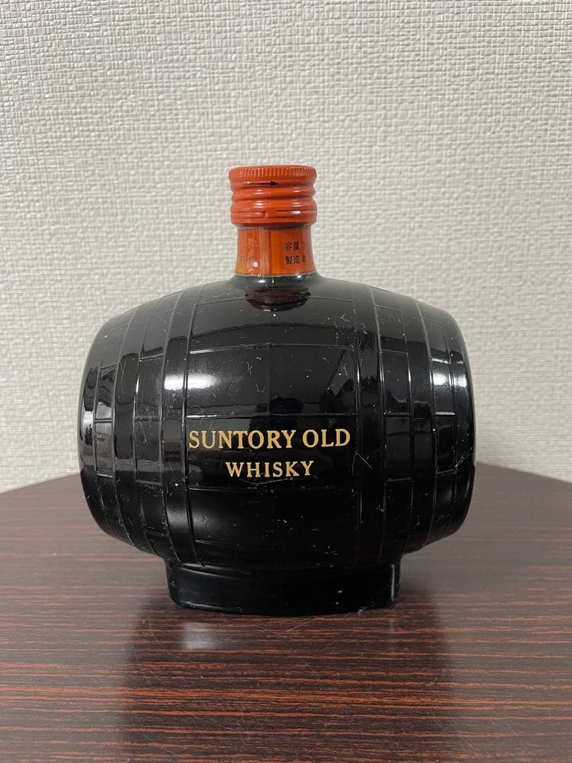 サントリー オールド ウイスキー 樽型