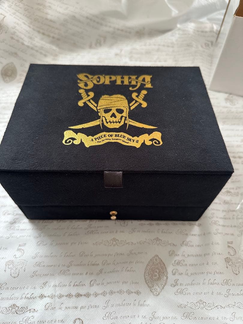 【未使用品】sophia A PIECE OF BLUE SKY-II BOX